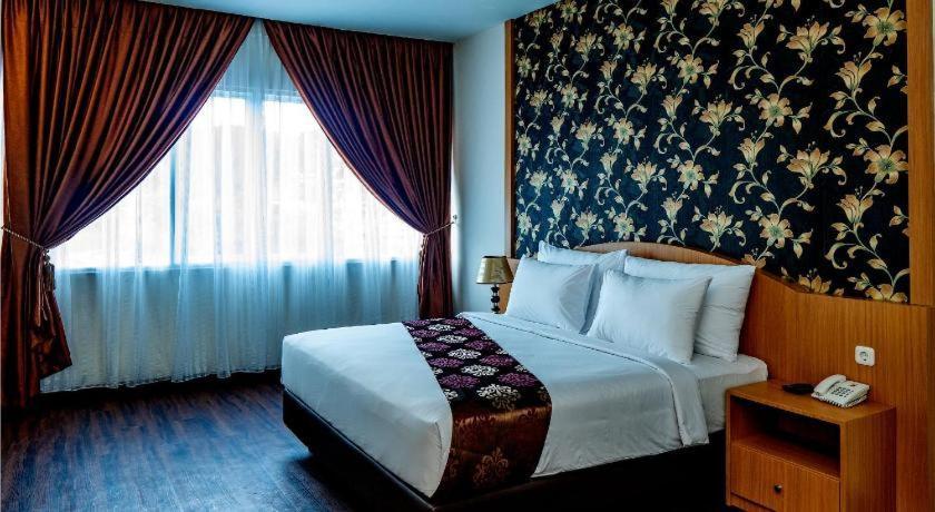 Grand Bayu Hill Hotel Takengon Exterior photo